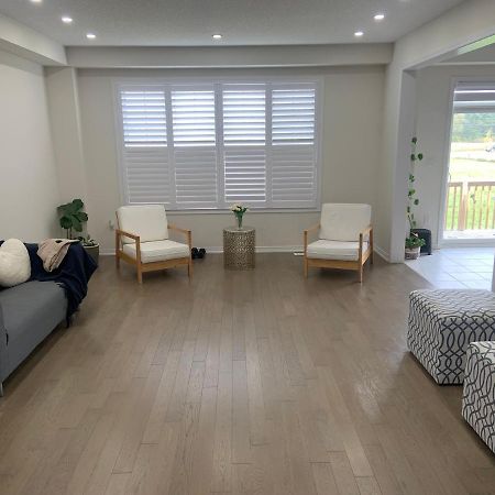 索罗尔德Niagara- Beautiful Cozy Sunfilled Big Complete House Minutes Drive From Falls别墅 外观 照片